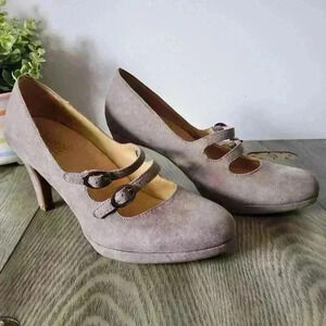 NATURALIZER grey prudence Maryjane  pumps. Size 5.5